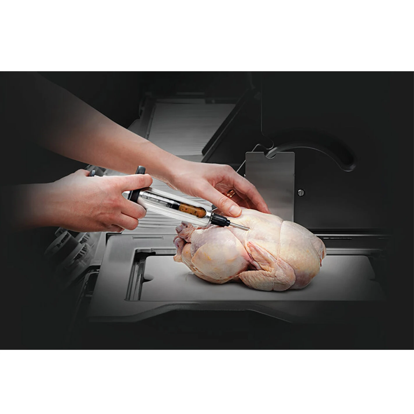 Seringue à Marinade Inox 2 Aiguilles + 2 Brosses - Napoleon 2 Seringue à Marinade Inox 2 Aiguilles + 2 Brosses - Napoleon – Image 2