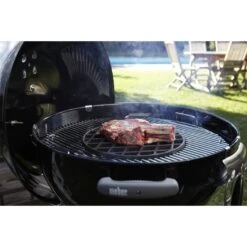 Weber Pack Barbecue Charbon MasterTouch GBS Premium E-5770 + Grille De Saisie 15 Weber Pack Barbecue Charbon MasterTouch GBS Premium E-5770 + Grille De Saisie -Broil King Grill Promos Boutique pack barbecue master touch gbs 5770 grille de saisie fonte 2020000033943 5